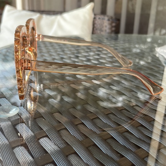 Diamond cut Sunglasses - Picture 5 of 5